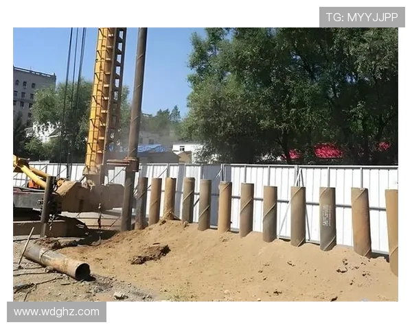 挖掘机水利枢纽闸门井基坑